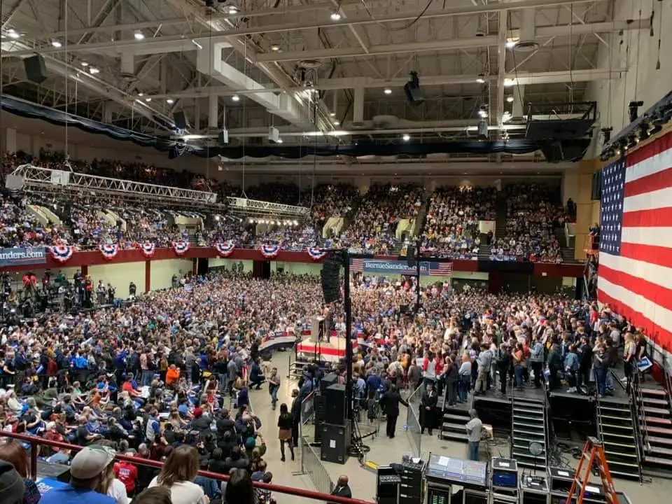 Bernie Sanders - RiverCentre St Paul MN 01